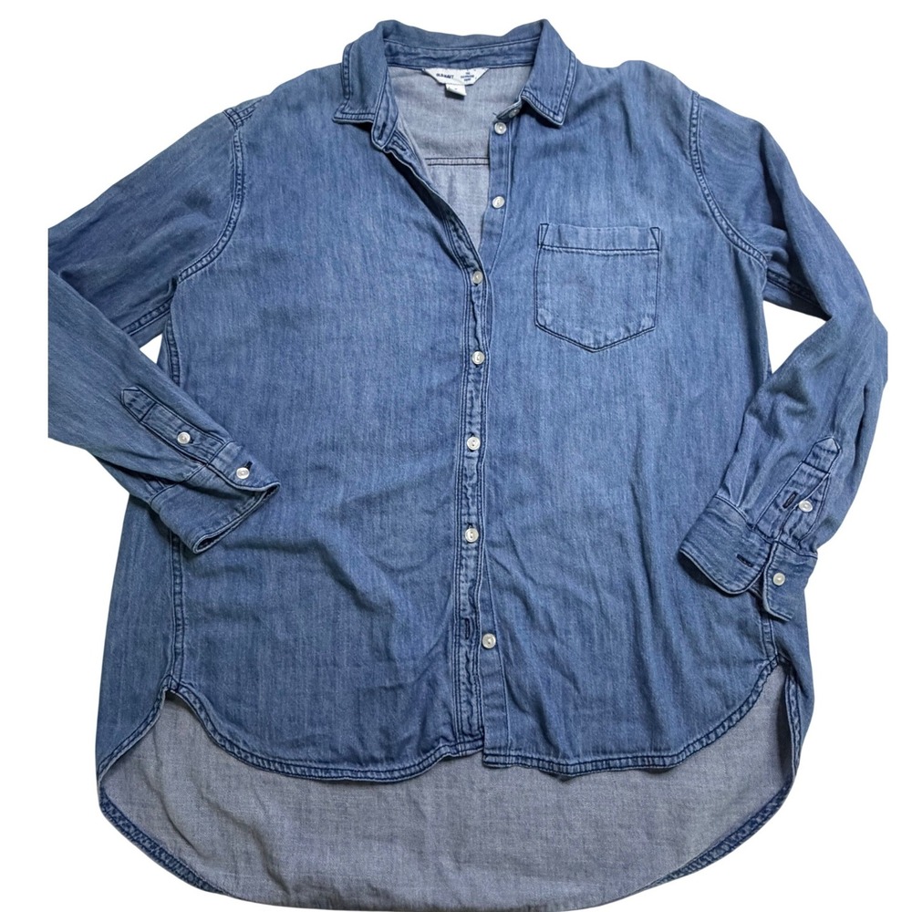 Old Navy The Boyfriend Shirt Medium Wash Denim Button Down High Low Hem Womens M